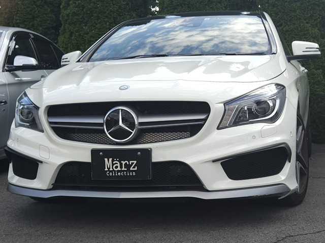 CLAクラス AMG CLA45 4マチック 4WD 
