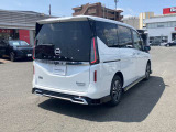 セレナ 1.4 e-4ORCE ハイウェイスターV 4WD 