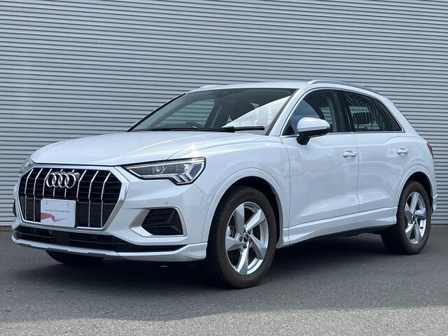 Q3 35 TFSI アドバンスド 