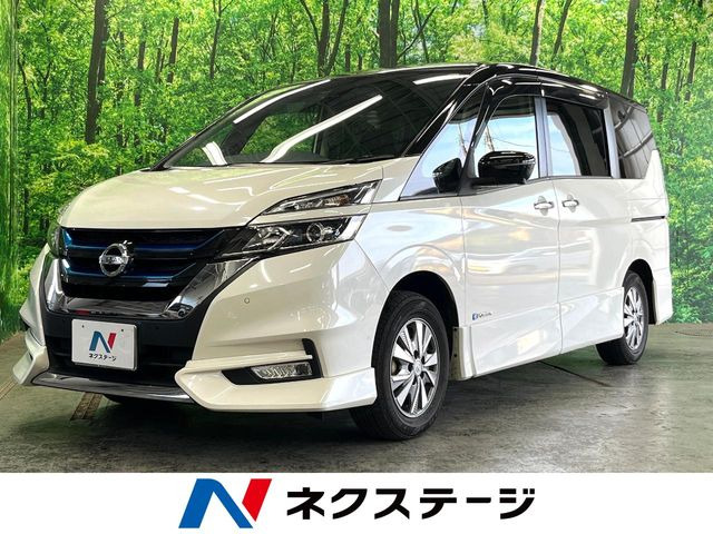 セレナ 1.2 e-POWER ハイウェイスター V 