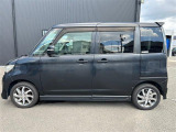 当店は、新車〜登録済未使用車、お買い得軽自動車まで、多数在庫しております♪軽自動車の事なら全て当店にお任せください!目玉車両もございますので、ぜひ一度軽ワールドへお越しくださいませ!
