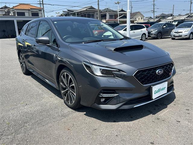 レヴォーグ 1.8 STI スポーツ EX 4WD 本革シート ワンオーナー