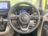 【純正革巻きステアリング】上質な革を使用することで、手にしっかり馴染みとても運転しやすいハンドルです♪