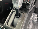 みなさまのお車選びのお手伝いをさせてください!スタッフ一同心よりご来店、お問い合わせをお待ちしております!