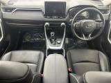 RAV4 2.0 G Zパッケージ 4WD 本革シート サンルーフ