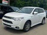 アウトランダーPHEV 2.0 G プレミアムパッケージ 4WD
