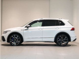 最初にご案内として、Volkswagen博多 認定中古車センターと調べて頂きましたら、より詳しく当店舗のお車やその他情報が見れる事ができますので、ぜひともご覧ください!!