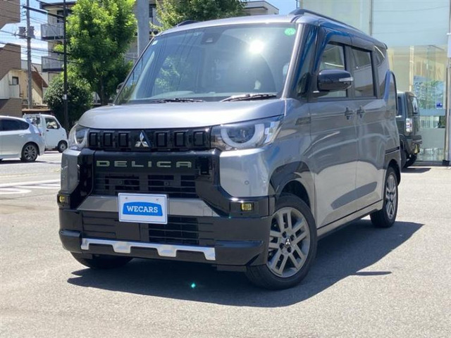 デリカミニ T プレミアム 4WD 
