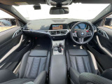 M4クーペ  コンペティション M xドライブ 4WD