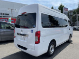 NV350キャラバン  2.5 チェアキャブ 車いす2名仕様