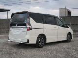 セレナ 1.2 e-POWER ハイウェイスター V 