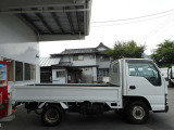 ディーゼル、4WD、オートマ、ABS、平、4WD,低床1.3t、荷台内寸約:L312×W162×H38