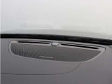 【harman/kardon】世界のオーディオファン垂涎のプレミアムサウンドシステムを搭載。原音に近い音場空間を忠実に再現。乗る人すべてに最良の音響体験を提供します。