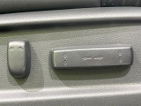 【パワーシート】スイッチ一つで簡単にシートの微調整が可能!電動だから力もいりません!快適なシートポジションにセットして、快適なドライブをお楽しみください。