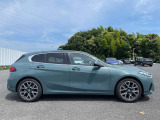 常時100台以上のBMW/MINIを展示!大型展示場でお気に入りの車両を見つけてください♪