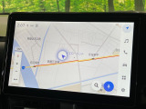 【10.5インチナビ】高級感とインパクトのある大画面ナビを装備。各種オーディオ操作はもちろん、スマホ連携もできる利便性の高いナビです♪