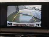 バックガイドモニターで、後方を確認しながら安心して駐車することができます。運転初心者も熟練者も必須の機能ですよ!
