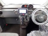 スペイド 1.5 X 4WD 