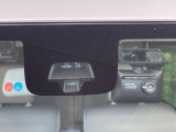【スズキ セーフティサポート】走行中に前方の車両等を認識し、衝突しそうな時は警報とブレーキで衝突回避と被害軽減をアシスト。より安全にドライブをお楽しみいただけます。