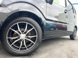 お車を安心してお乗りいただく為には、足回りの定期点検が欠かせません。サービスサポート(有償保証)では無料点検もご提供しており、安心のカーライフをお過ごしいただけるサポート体制が整っています。