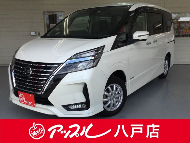 セレナ 2.0 ハイウェイスター V 4WD 