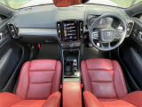 XC40 T4 AWD インスクリプション 4WD 4WD 本革シート