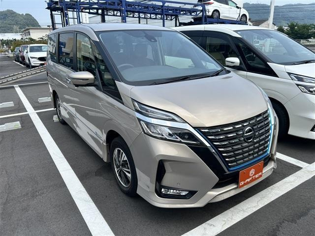 セレナ 1.2 e-POWER ハイウェイスター V 純正10型ナビ全後席モニターTVプロパイロッ