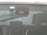 サポカーは、高齢運転者を含めたすべてのドライバーによる交通事故の発生防止・被害軽減対策の一環として、国が推奨する新しい自動車安全コンセプトです。詳しくは販売店スタッフまでおたずねください。
