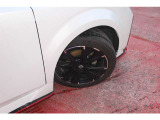 タイヤサイズは205/50R17ニスモアルミホイール付き!(夏タイヤ装着)冬タイヤ、ホイール注文も承っております☆