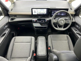 セレナ 1.4 e-4ORCE ハイウェイスターV 4WD 4WD 修復歴無し