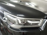 LEDヘッドライトです。デザイン性がよくとても明るいので、夜間の走行や悪天候でも安心です。しかも長寿命!