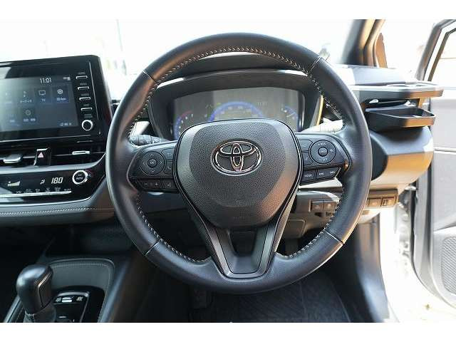 【jun】トヨタ カローラツーリング純正 W×B ハイブリッド これで良いじゃなくこれが良い！カローラツーリングハイブリッド