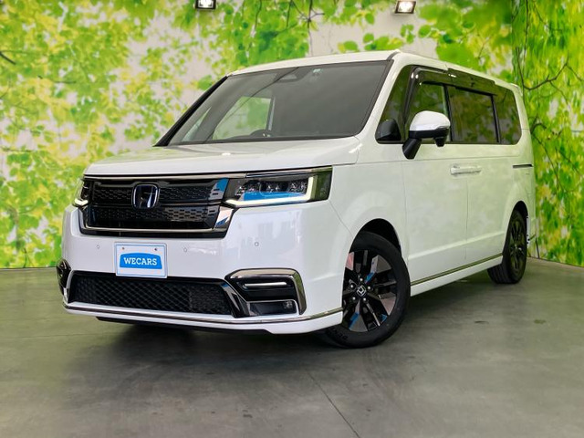 ステップワゴン 2.0 e:HEV スパーダ 