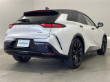 クラウンスポーツ 2.5 Z E-Four 4WD 本革シート