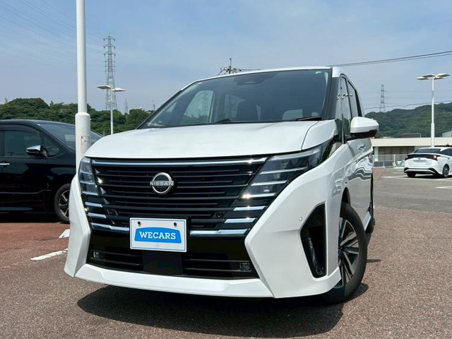 セレナ 1.4 e-POWER ハイウェイスター V 