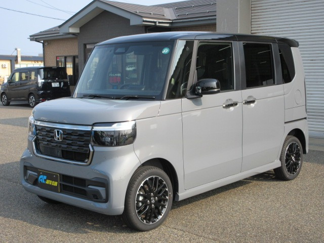 N-BOXカスタムターボ コーディネートスタイル 2トーン 4WD