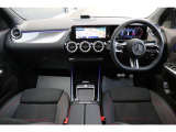 GLAクラス GLA200d 4マチック AMGラインパッケージ 4WD 