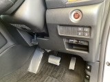高速で便利なETCがあり、横滑りを防ぐVSAなどのスイッチは、運転席の右側、手の届きやすい位置にあります。