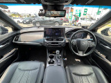 クラウン ハイブリッド 2.5 RS アドバンス 本革シート サンルーフ