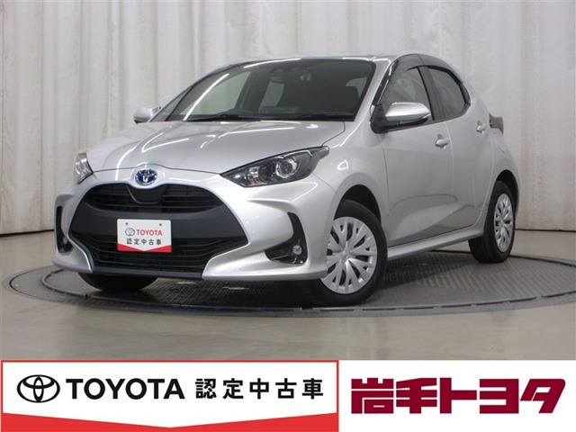 ヤリス 1.5 ハイブリッド X E-Four 4WD 