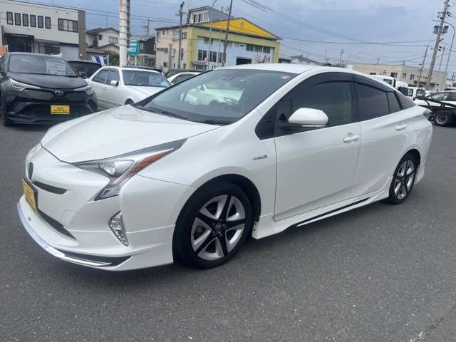 プリウス 1.8 S ツーリングセレクション E-Four 4WD 