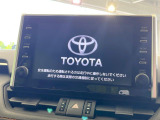 【9インチ ディスプレイオーディオ】大画面ディスプレイへお持ちのスマートフォンと連携して、ナビやbluetoothでの音楽再生が可能です♪デザインはもちろん操作性も良好!別途ナビ機能の取付可能です♪