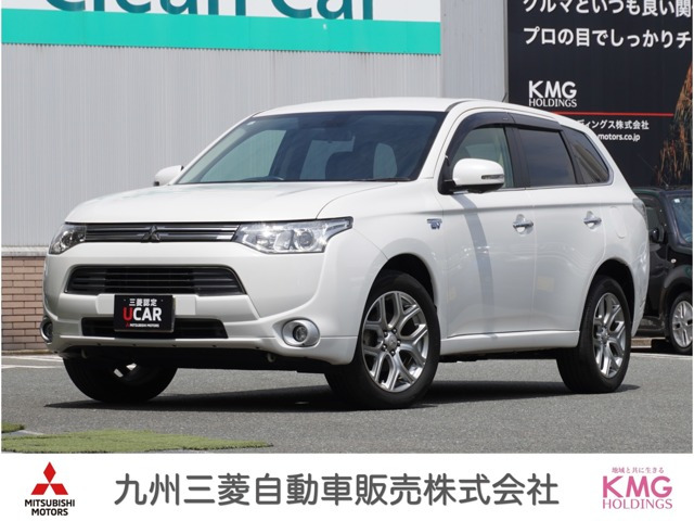 アウトランダーPHEV 2.0 G ナビパッケージ 4WD 