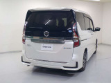 セレナ 1.2 e-POWER ハイウェイスター V セカンドスライドアップシート 