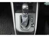 電動パーキングブレーキです。ブレーキホールド有。