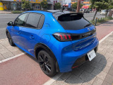 ライオンの「爪痕」をイメージしたテールランプ!