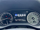 【スピードメーター】メーターがシンプルで見やすく運転しやすいですね。