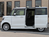 N-BOXカスタム L ターボ 4WD 