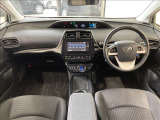 プリウス 1.8 S 安全装置 ナビ(DVD・Bluetooth)ETC LED