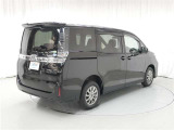 ヴォクシー 2.0 X 4WD 